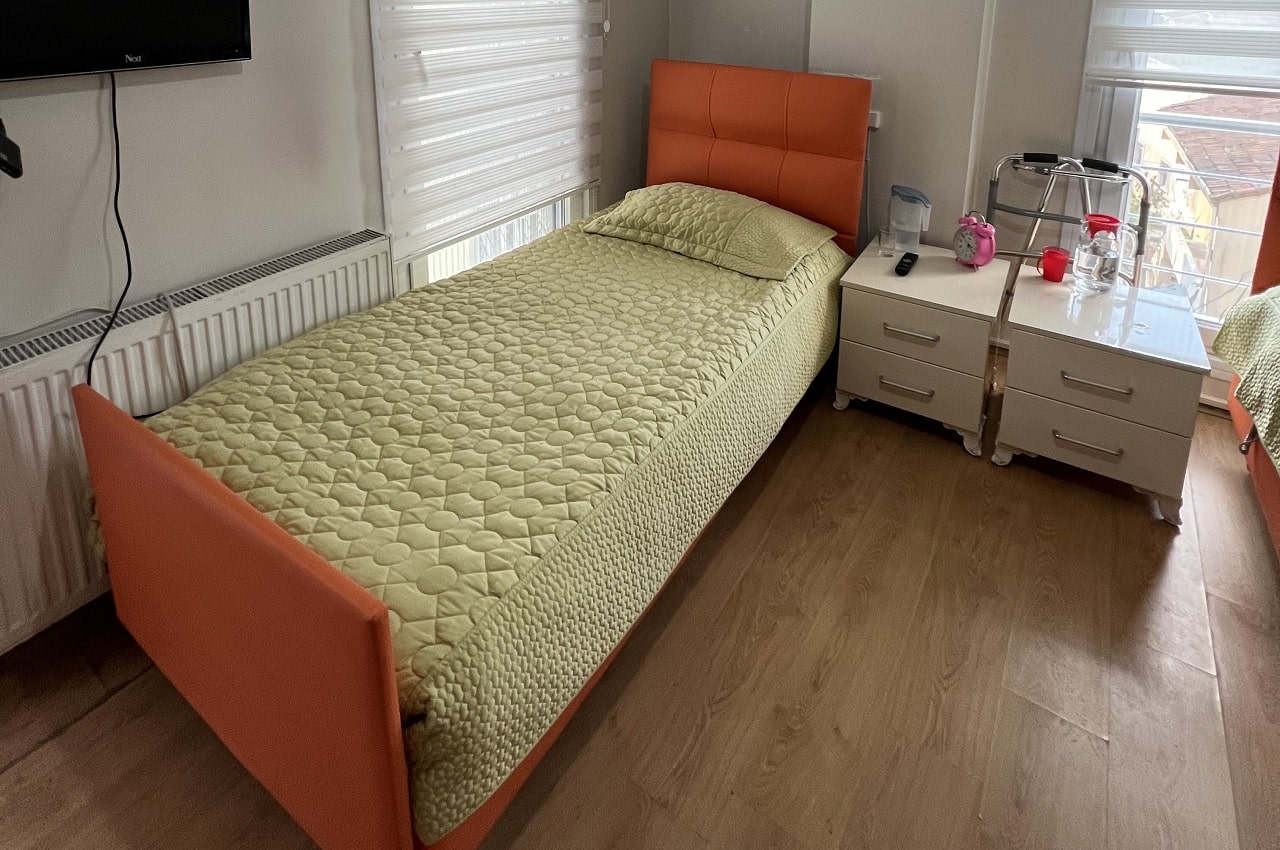 Bakımevinde Orta Evre Demans Bakımı Bakımevinde Orta Evre Demans Bakımı