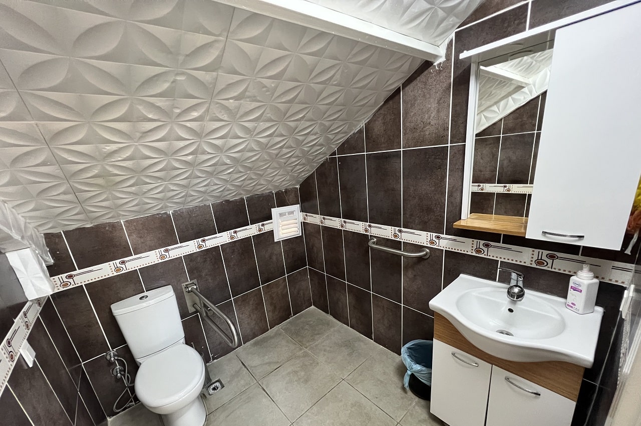 Kronik Ağrı Sahibi Yaşlılar için Bakımevi Kronik Ağrı Sahibi Yaşlılar için Bakımevi